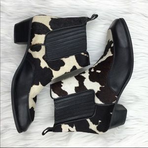 Fur leather animal boots size 8